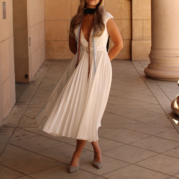 Mac Duggal White Pleated Dress - Picture 8 of 8